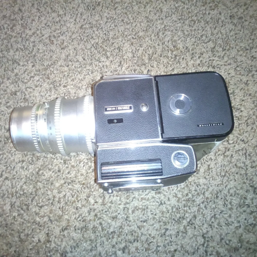 Hasselblad - Picture 1 of 1